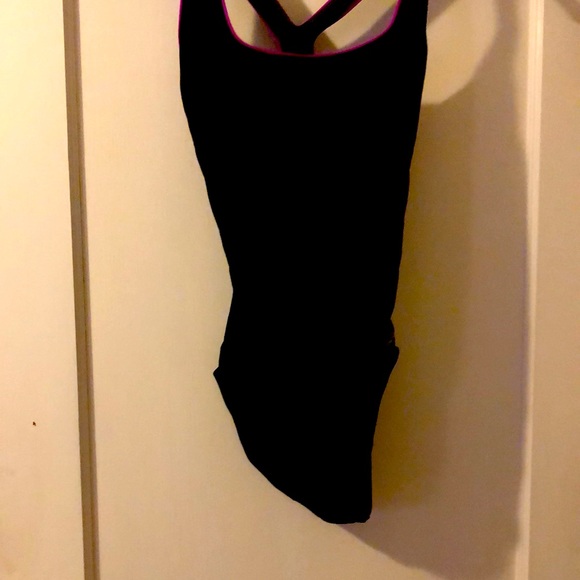 Speedo 1 piece swimsuit NWT S 8, Black & Pink - Picture 1 of 12